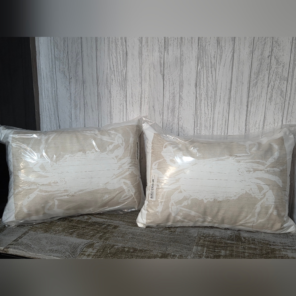 2 Stupell Industries Rustic Marine Crab Beige Rectangular Outdoor Throw Pillow